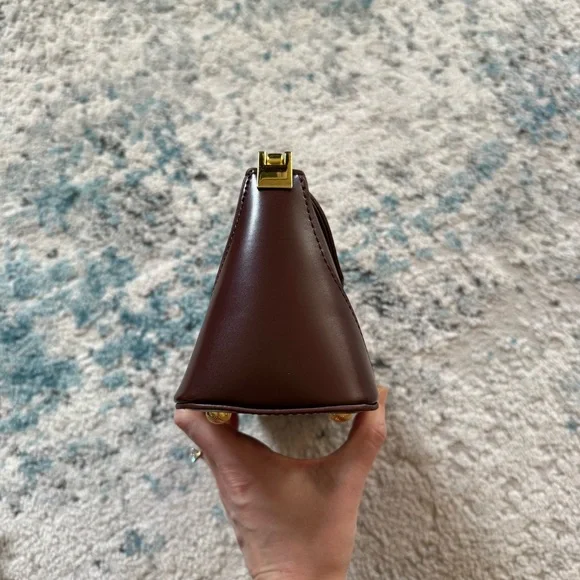 Cuiab Reddish Brown Shoulder Bag - Picture 10 of 13